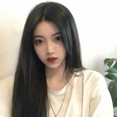 罗英